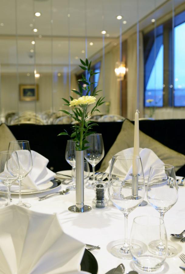 Bateau-hôtel Hotelschiff Ms Jane Austen 5*